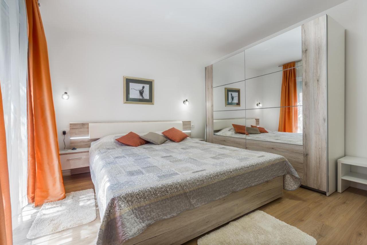 Apartman Porec Center Sea Exterior photo